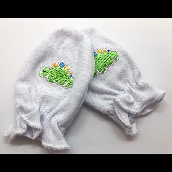 Stepping Stones Socks & Mitts Set - Picture 5 of 6